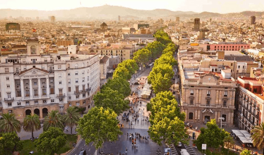 ten reasons to travel Barcelona